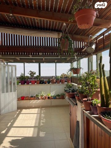 דופלקס, מזל מאזניים, פסגת זאב, ירושלים