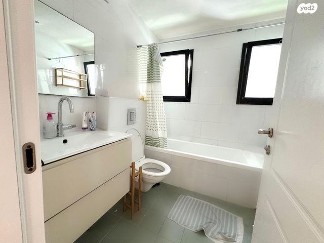 דירת גן, טרומפלדור, תל אביב יפו