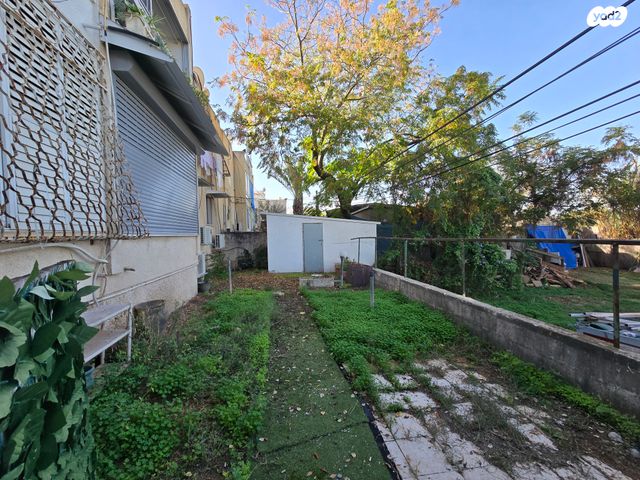 דירת גן, נווה עמל, הרצליה