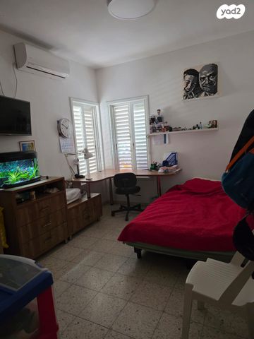 דירה, חוה לוצקי 3, א' / צפון מזרח העיר, רחובות