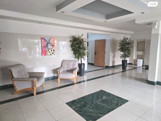 דירה, העצמאות, רמב"ם, ראש העין