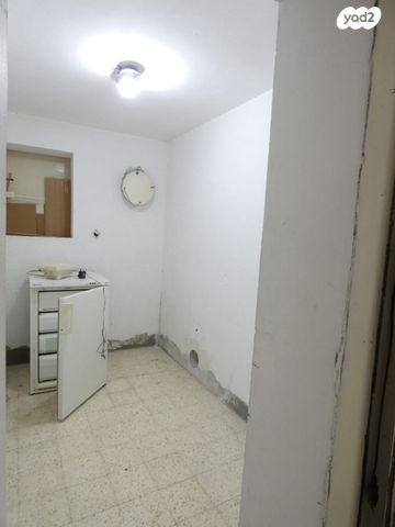 בית פרטי/ קוטג', קדש ברנע, שאר העיר, מיתר / כרמית