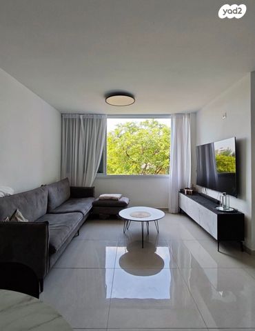 דירה, חנה ומיכאל לוין 12, רביבים, גני ראשון, ראשון לציון