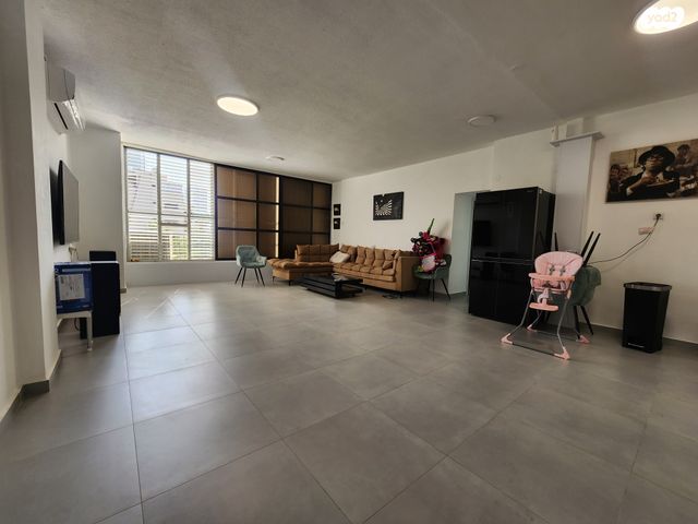 דירה, רוטשילד 19, קרול, פתח תקווה