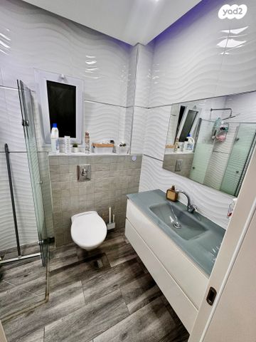 דירה, המתנדבים 17, רובע הקריה, הסיטי, אשדוד