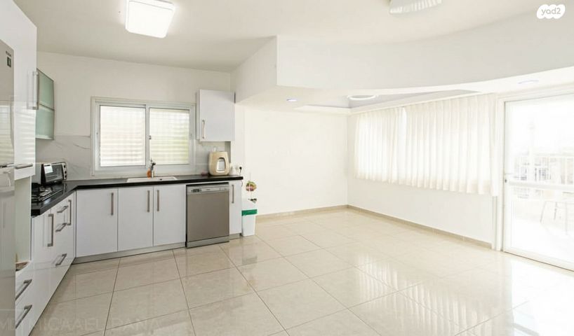 דירה, הברוש, איילת הכרמל, טירת כרמל