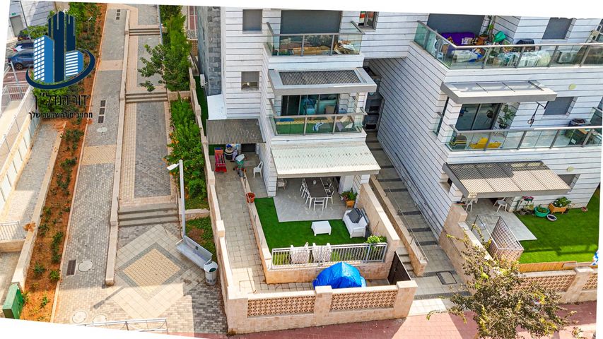 דירת גן, צאלון, אבן גבירול, רחובות