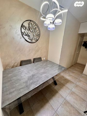 דירה, המתנדבים 17, רובע הקריה, הסיטי, אשדוד