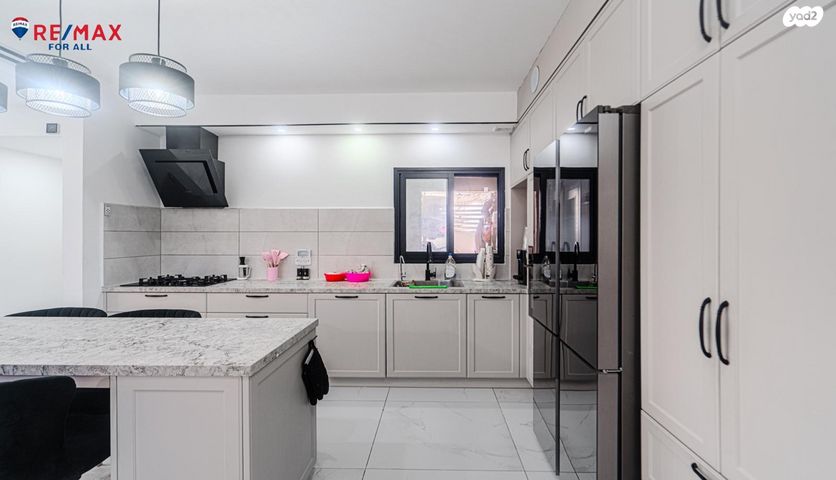 דירת גן, ארגמן, עיר היין, אשקלון