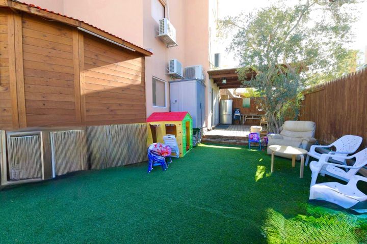 דירת גן, נחל שחרות, הנחלים, שחמון, רובע 5, אילת