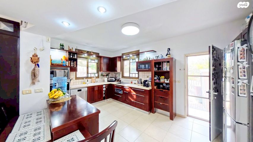 דו משפחתי, זכרון יעקב