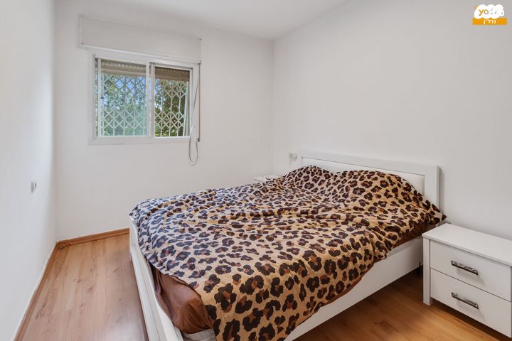 דירה, יונה צבי פיינשטיין, מישור הנוף, ראשון לציון