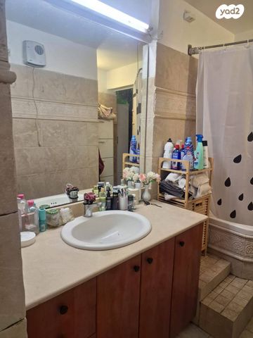 דירה, בר יוחאי, נגבה, רמת גן