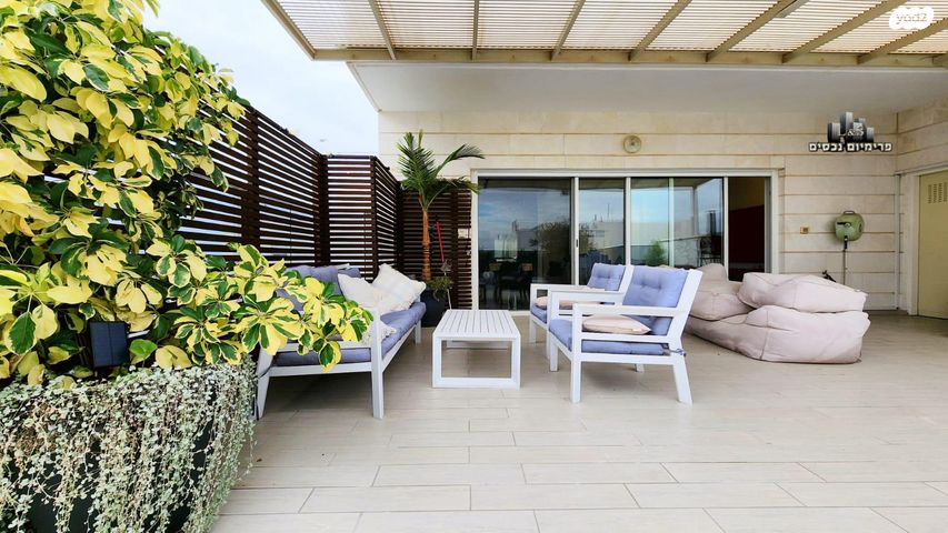 גג/ פנטהאוז, נחליאלי, נהריה הירוקה, נהריה