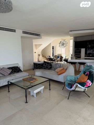 גג/ פנטהאוז, שמבור, חיפה