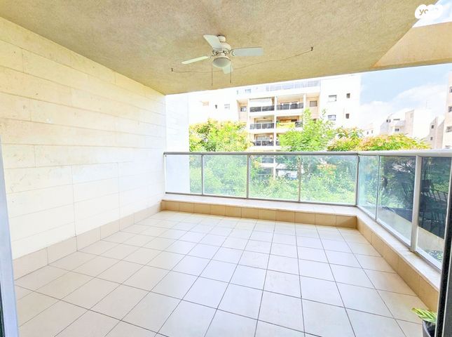 דירה, סוסנובסקי, כפר סבא הירוקה, כפר סבא