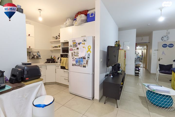 דירה, האגוז, בנימינה גבעת עדה