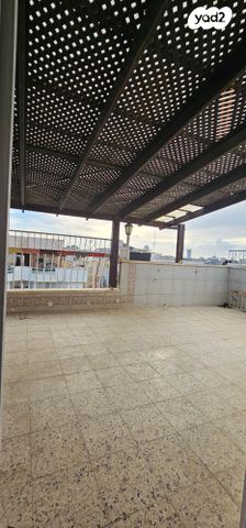 גג/ פנטהאוז, יריחו, קרית שרת מערב, חולון