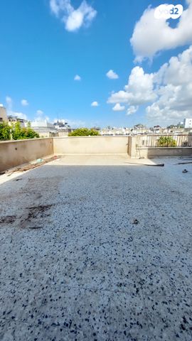 גג/ פנטהאוז, קרית שרת מערב, חולון