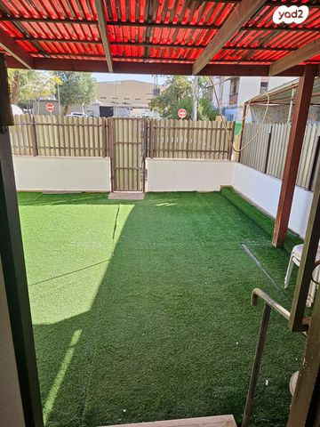 גיורא יוספטל 5