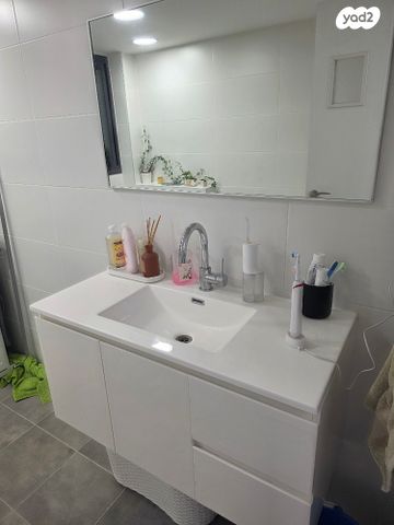 דירה, אנילביץ' 11, לב העיר, בת ים