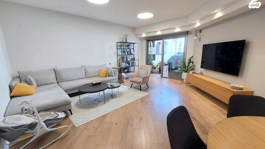 דירה, אביב, מגדיאל, הוד השרון