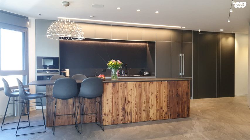 גג/ פנטהאוז, מתחם 1200, הוד השרון