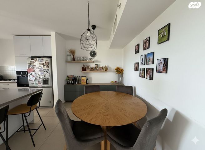 דירה, כפר יונה