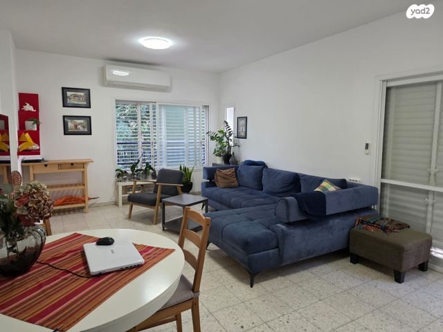 דירה, חוה לוצקי 3, א' / צפון מזרח העיר, רחובות