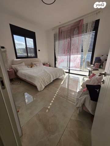 בית פרטי/ קוטג', בית אריה / עופרים