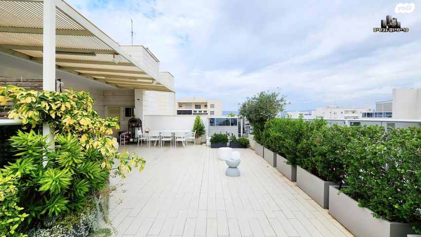 גג/ פנטהאוז, נחליאלי, נהריה הירוקה, נהריה