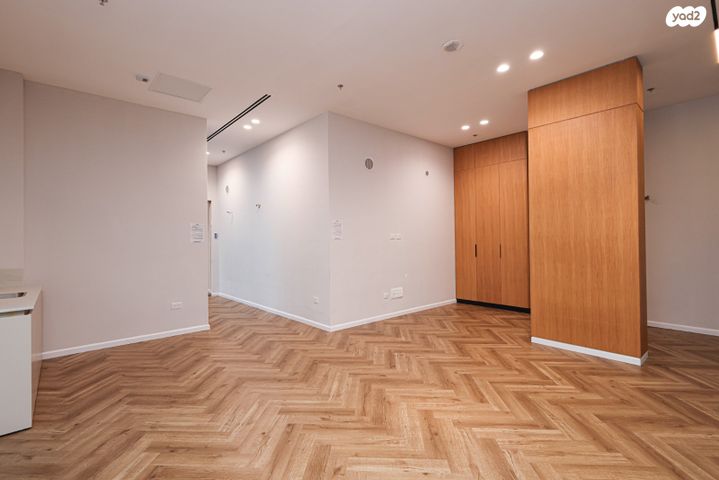 דירה, מלחמת ששת הימים 19, מרכז העיר, חדרה