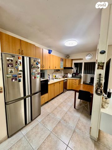 דירה, המתנדבים 17, רובע הקריה, הסיטי, אשדוד