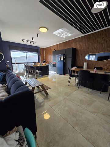 בית פרטי/ קוטג', בית אריה / עופרים