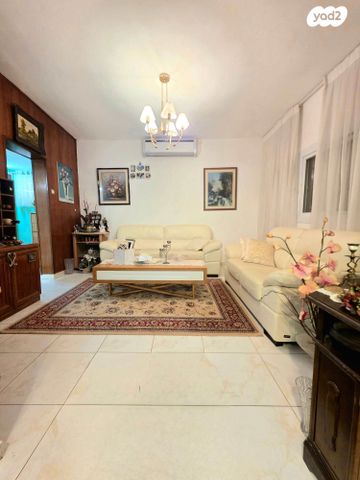 דו משפחתי, ד"ר משה מרזוק, נווה דוד, רמלה