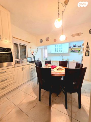 דו משפחתי, ד"ר משה מרזוק, נווה דוד, רמלה