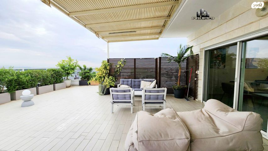 גג/ פנטהאוז, נחליאלי, נהריה הירוקה, נהריה