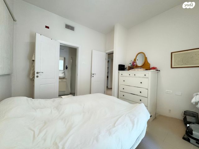 דירת גן, טרומפלדור, תל אביב יפו