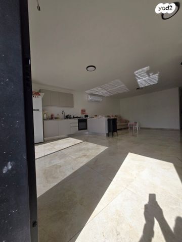 בית פרטי/ קוטג', בית אריה / עופרים