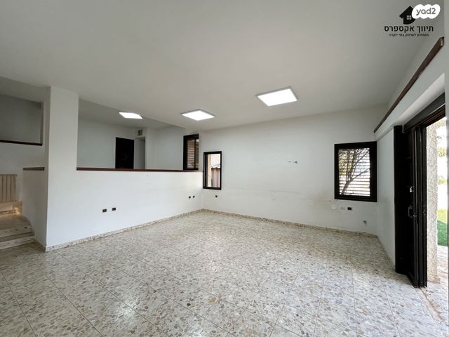 בית פרטי/ קוטג', עומר