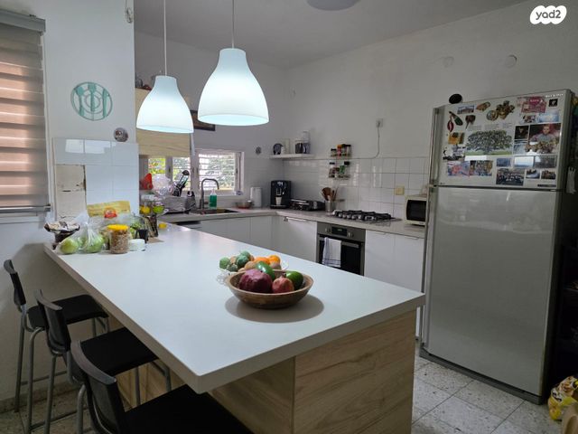 דירה, חוה לוצקי 3, א' / צפון מזרח העיר, רחובות