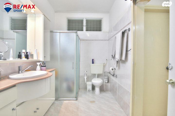 דירת גן, אברמסקי, קרית אתא