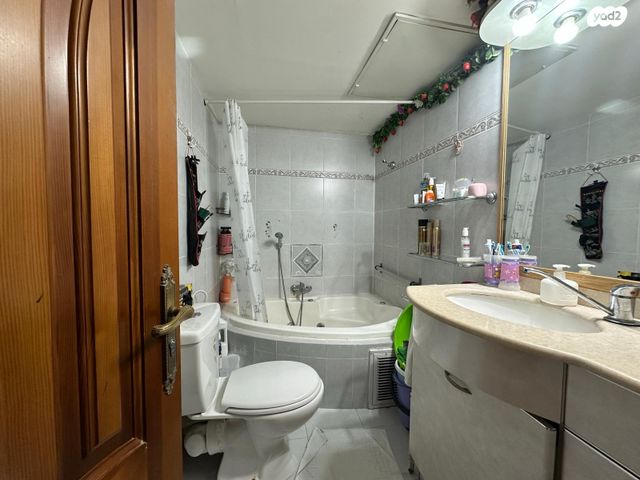 דירה, הרב גורן, ראשון לציון