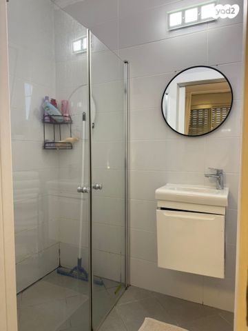 דירה, שדרות לכיש, הפרחים, קרית גת