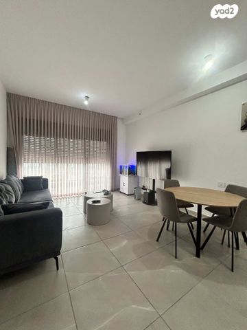 דירה, הקוממיות 16, דרום חדש, פארק הים, בת ים