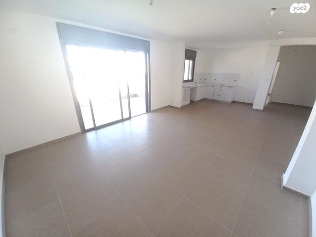 דירה, יוסף אבו, נתיבות מערב, נתיבות