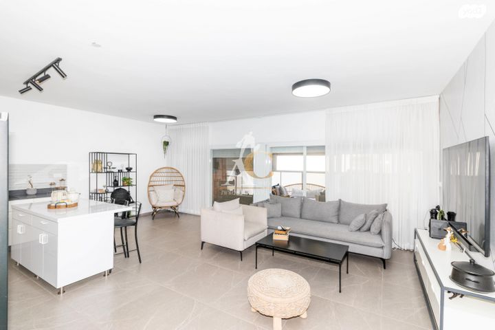 יפה ירקוני 14