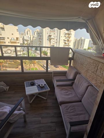 דירה, דוד פרישמן 3, נווה זאב, נאות אילן, באר שבע