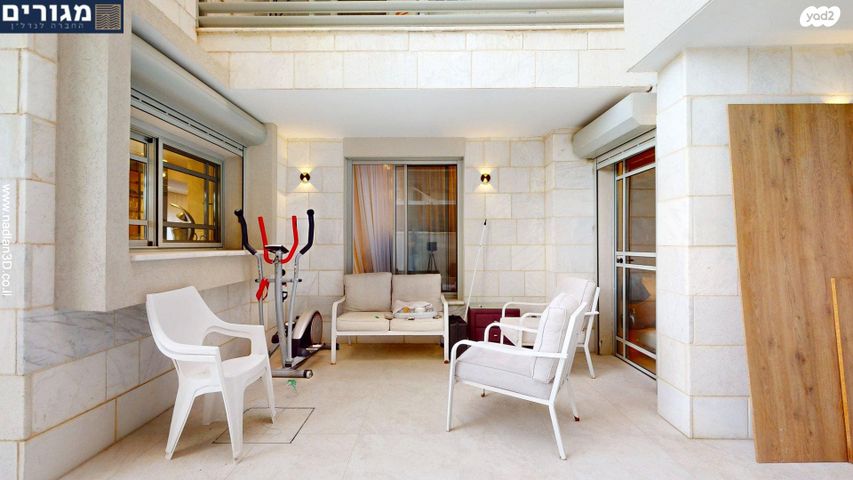 דירת גן, יותם, שמבור, חיפה