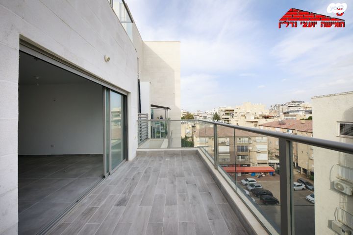 דירה, שפינוזה, אברמוביץ', ראשון לציון